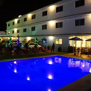 las-dalias-inn.hotelsmerida.org/